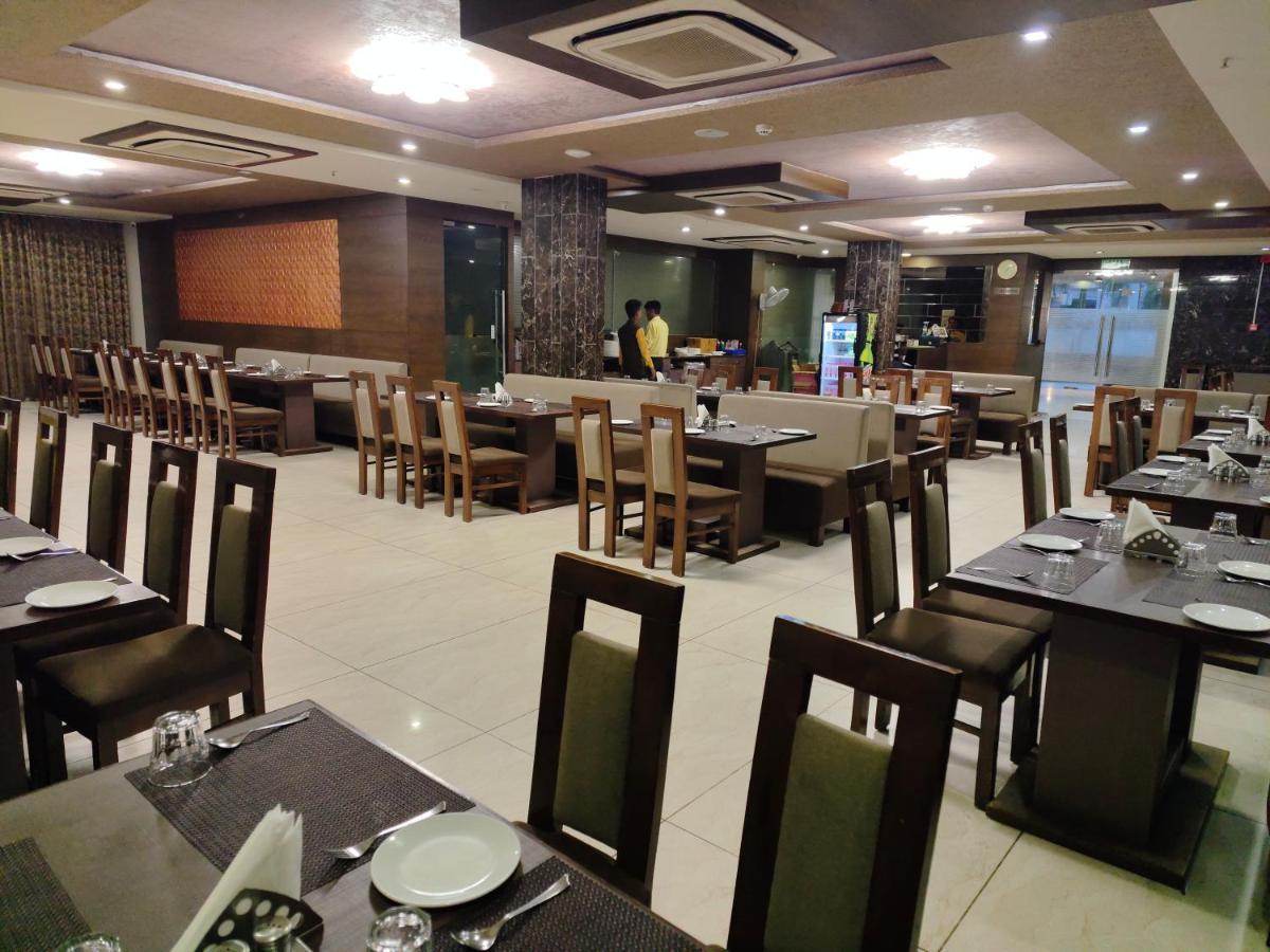 Tgv Hotel Ahmedabad Exterior photo